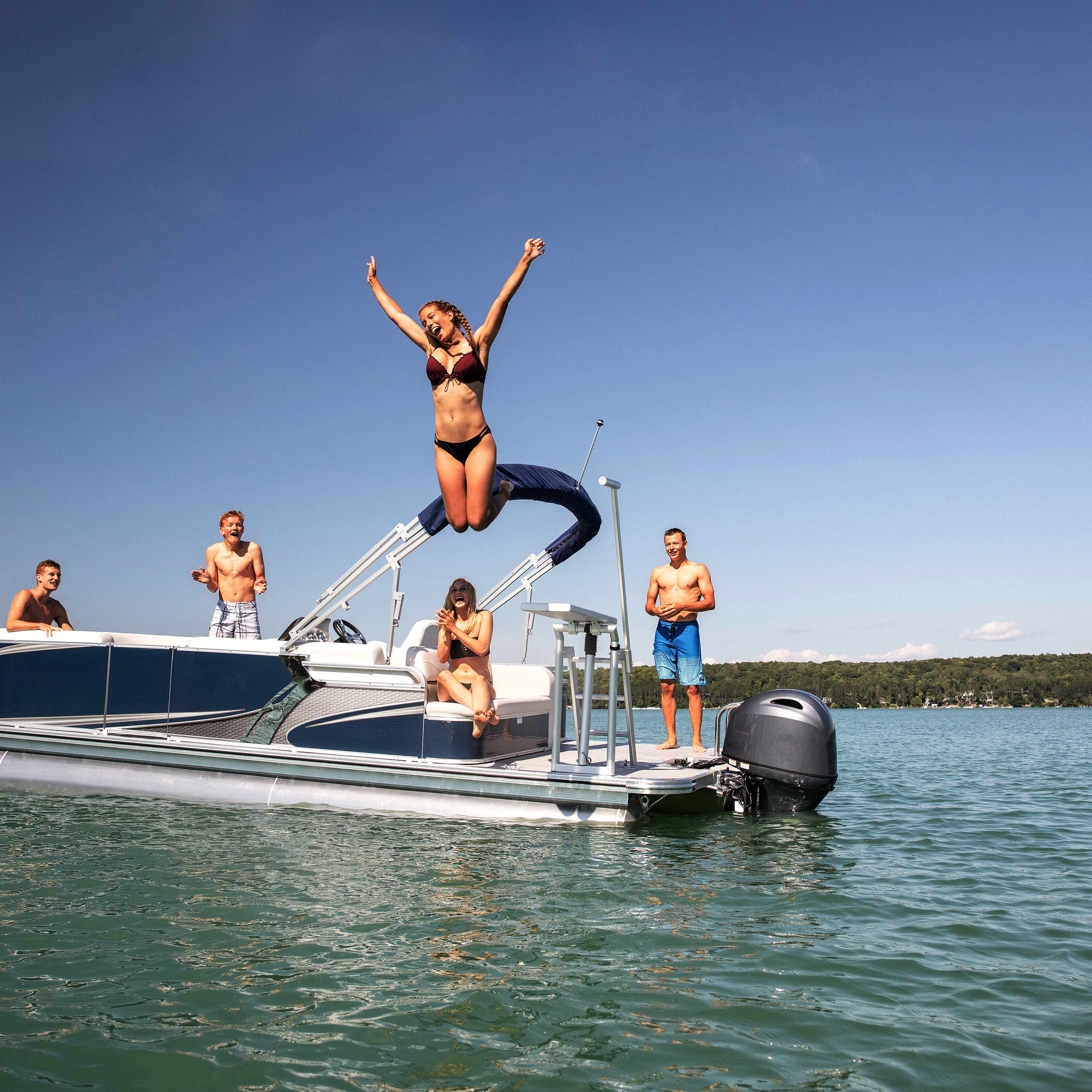 AVA6277_03884 retouch and color2